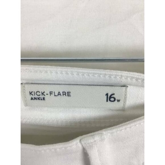 J JILL Denim Jean 16 White Kick Flare High Rise - Picture 9 of 12